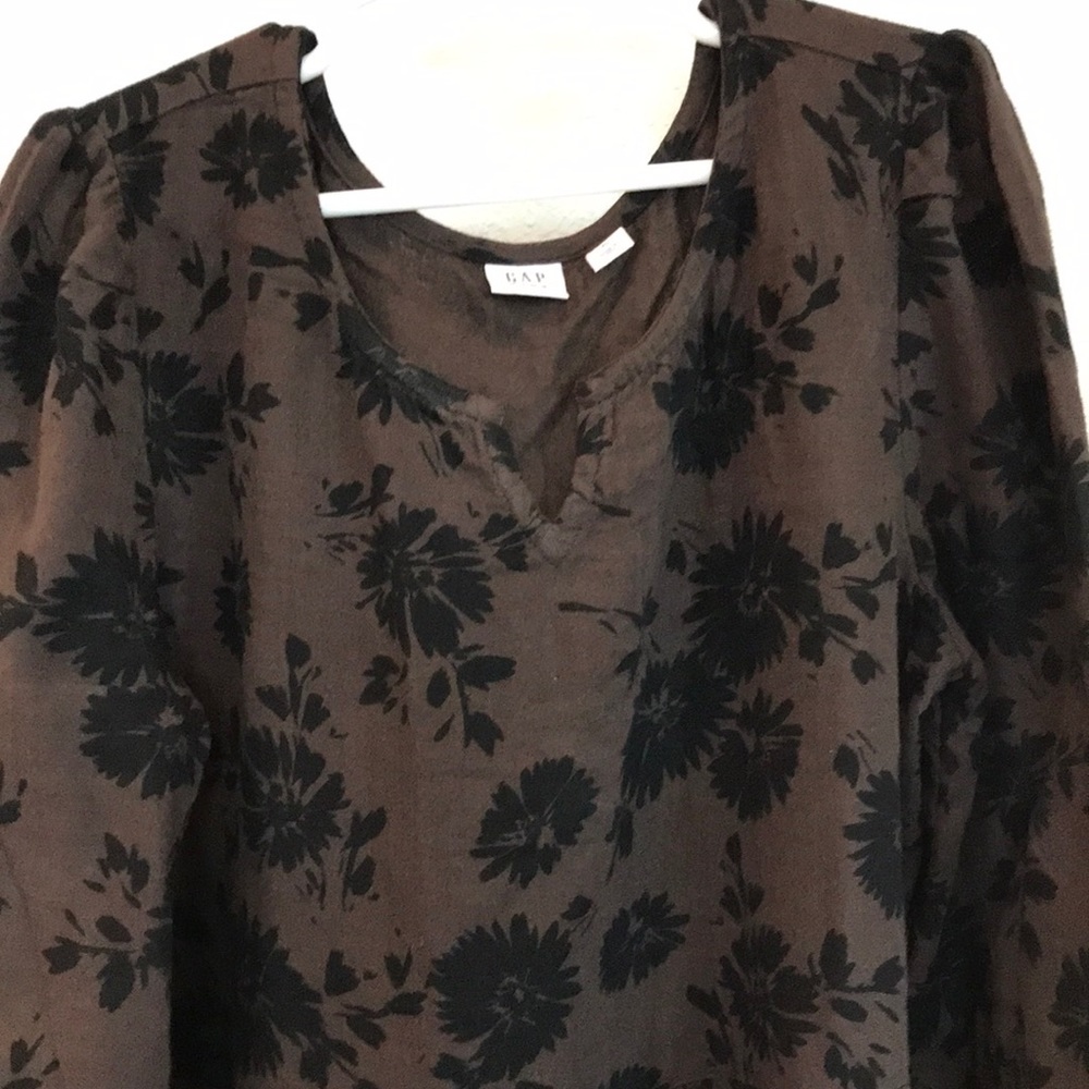 GAP Girls XL long sleeve floral dress.